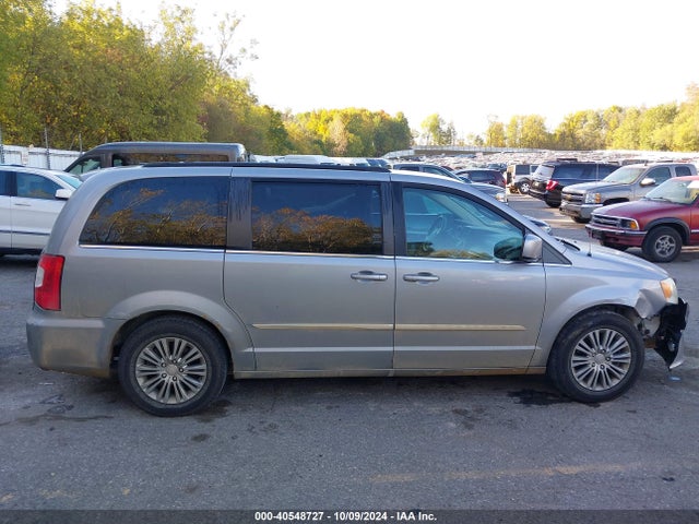 2C4RC1CG5ER118345 Chrysler Town & Country Touring-l