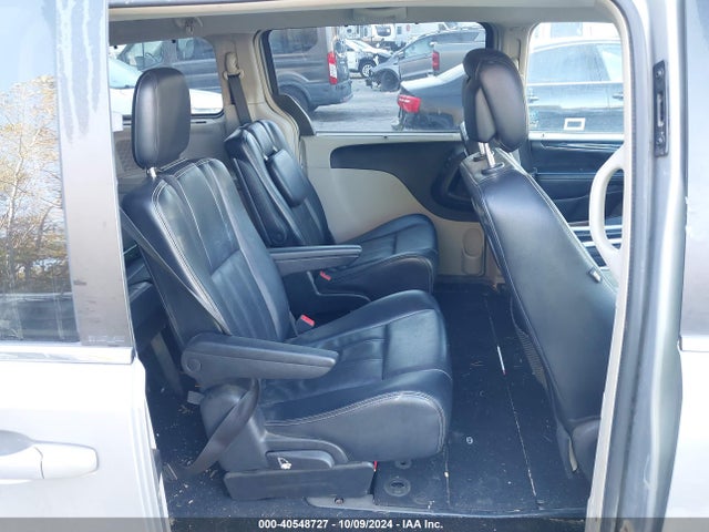 2C4RC1CG5ER118345 Chrysler Town & Country Touring-l