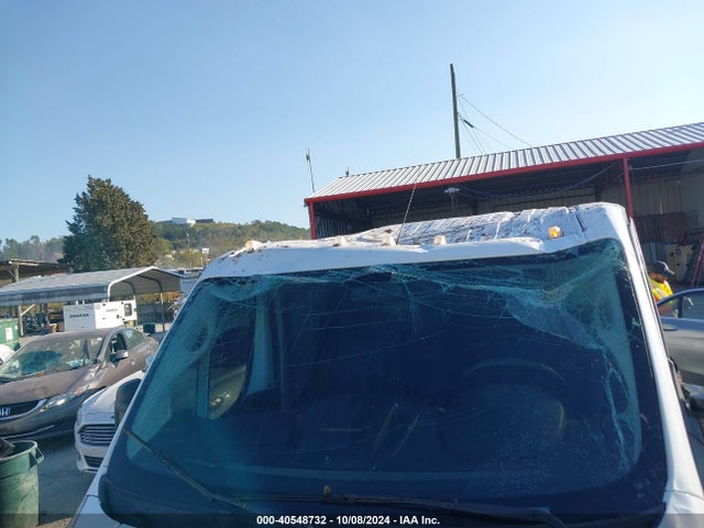 3C6TRVNG0JE155671 RAM Promaster 1500 Low Roof 118 Wb