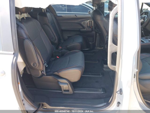 5TDCSKFC1RS131940 Toyota Sienna Xse