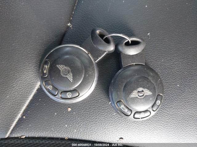 2011 MINI COOPER WMWSU3C53BT183947 Photo 10