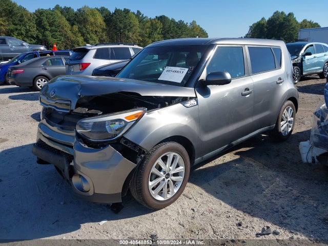 KIA SOUL + 2018 KNDJP3A59J7512988 Image 2