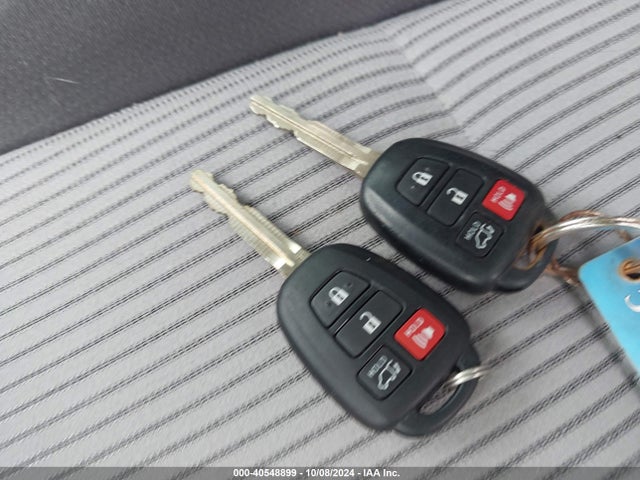 Toyota Rav4 Xle 2015 2T3WFREV3FW231514 Image 11