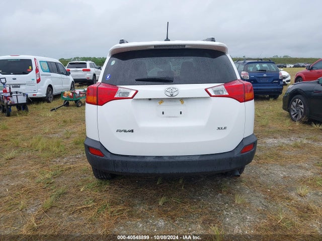 Toyota Rav4 Xle 2015 2T3WFREV3FW231514 Image 16