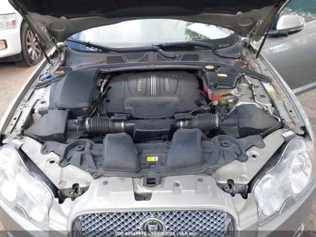 2011 JAGUAR XF SAJWA0GB3BLR94578 Photo 9