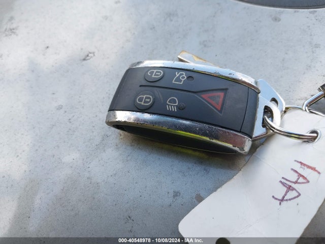 2011 JAGUAR XF SAJWA0GB3BLR94578 Photo 10