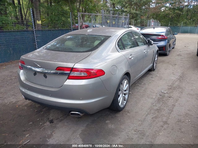 2011 JAGUAR XF SAJWA0GB3BLR94578 Photo 3