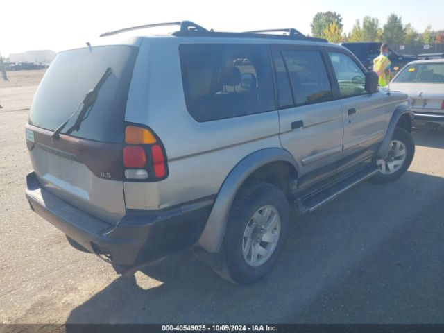 2000 MITSUBISHI MONTERO SPORT JA4MT31H7YP804680 Photo 3