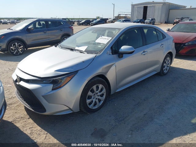 Toyota COROLLA LE 2022 JTDEPMAE4N3020647 Image 2
