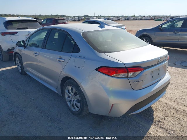 Toyota COROLLA LE 2022 JTDEPMAE4N3020647 Image 3