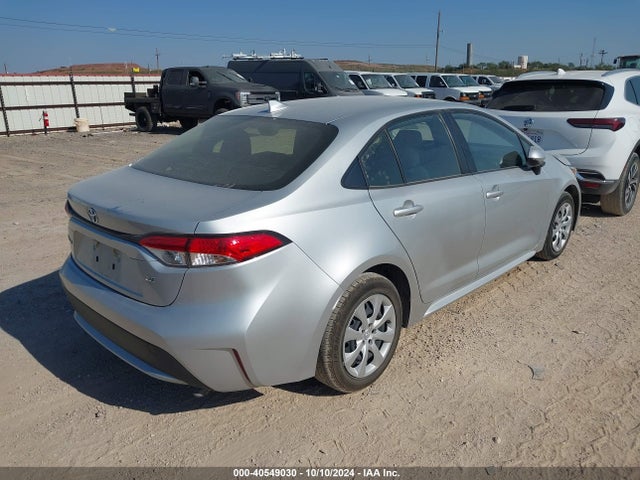Toyota COROLLA LE 2022 JTDEPMAE4N3020647 Image 4