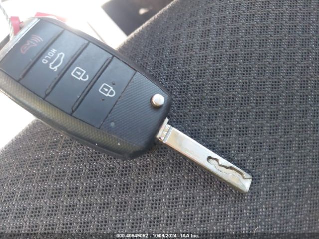5XXGT4L31JG261771 KIA Optima Lx