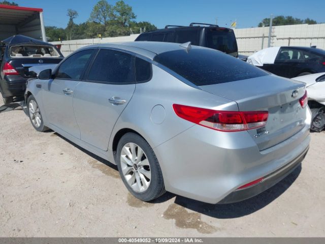 5XXGT4L31JG261771 KIA Optima Lx