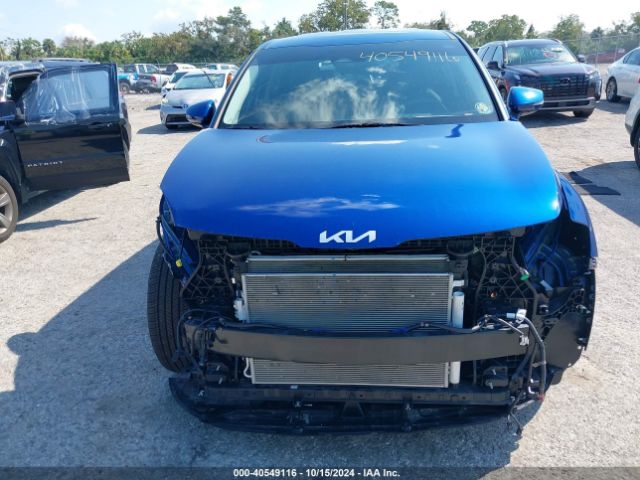 5XYK33AF6PG114092 KIA Sportage Ex