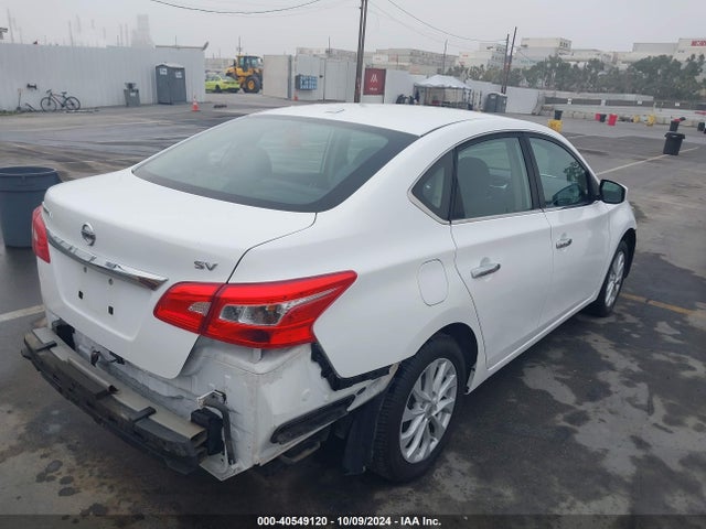 Nissan SENTRA SV 2018 3N1AB7AP3JL642237 Image 4