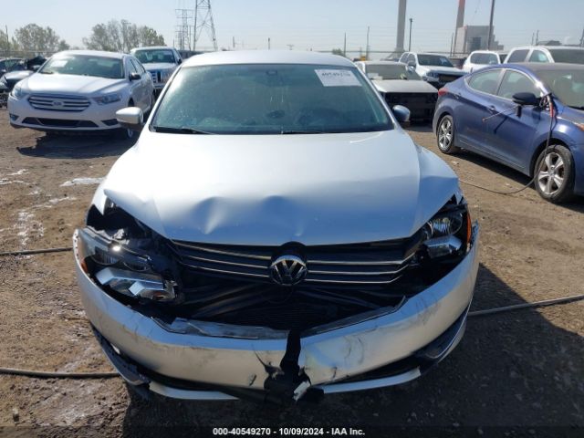 1VWAT7A33EC032652 Volkswagen Passat 1.8t S