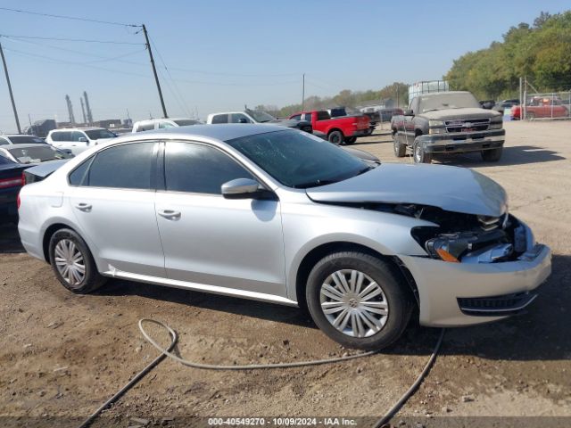 1VWAT7A33EC032652 Volkswagen Passat 1.8t S