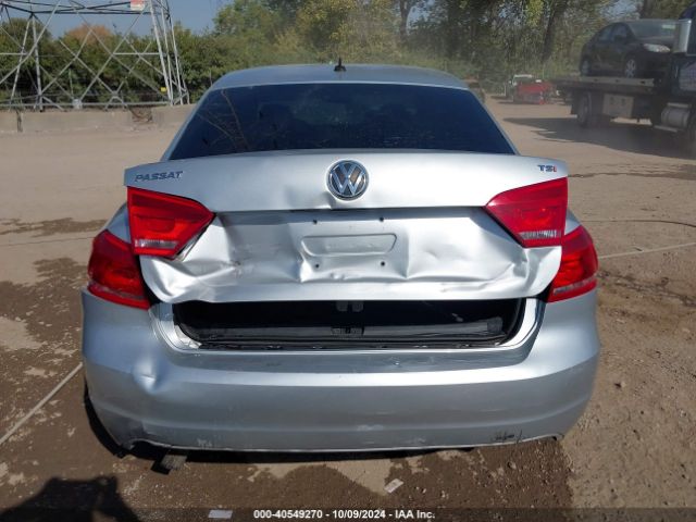 1VWAT7A33EC032652 Volkswagen Passat 1.8t S