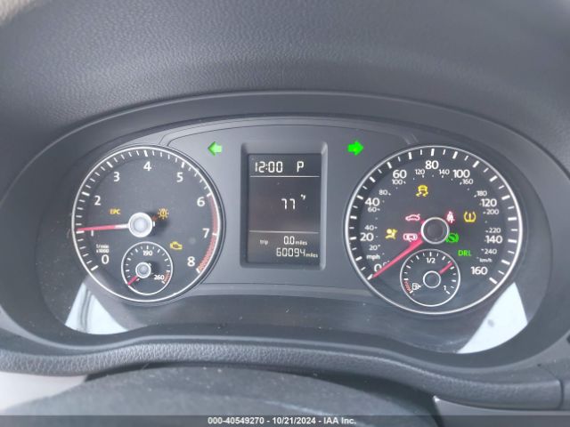 1VWAT7A33EC032652 Volkswagen Passat 1.8t S