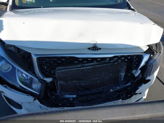 KIA SEDONA LX 2017 KNDMB5C15H6313454 Image 12
