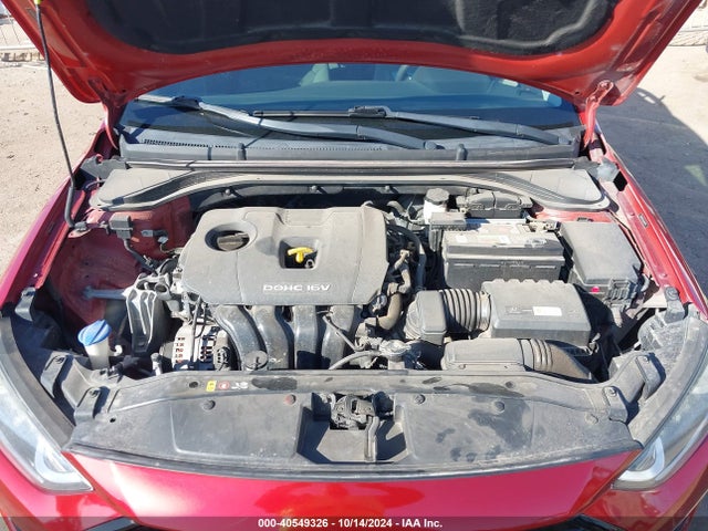 Hyundai ELANTRA SEL 2018 5NPD84LF0JH249775 Image 10