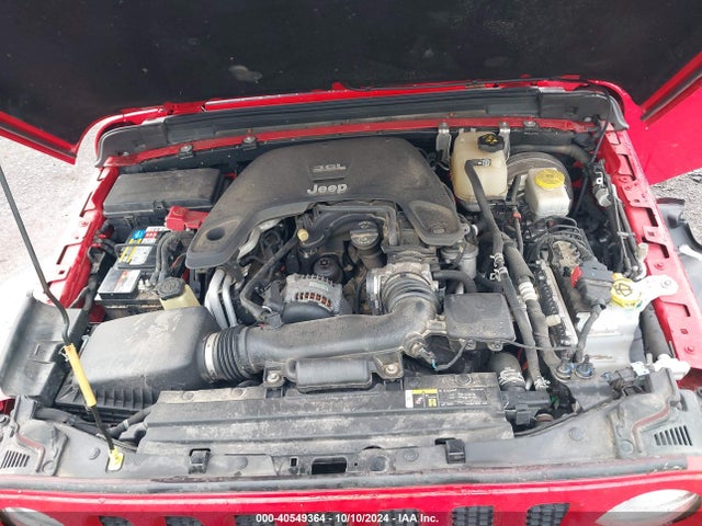1C4HJXDG1JW122235 Jeep Wrangler Unlimited Sport S 4x4