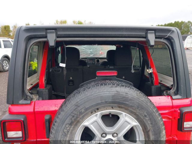 1C4HJXDG1JW122235 Jeep Wrangler Unlimited Sport S 4x4