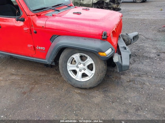 1C4HJXDG1JW122235 Jeep Wrangler Unlimited Sport S 4x4