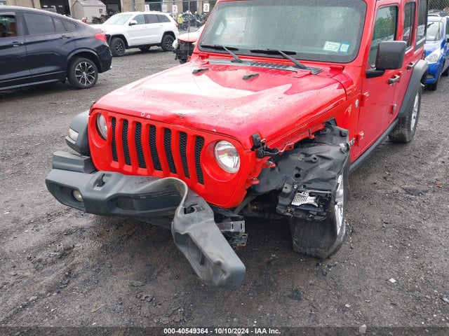 1C4HJXDG1JW122235 Jeep Wrangler Unlimited Sport S 4x4
