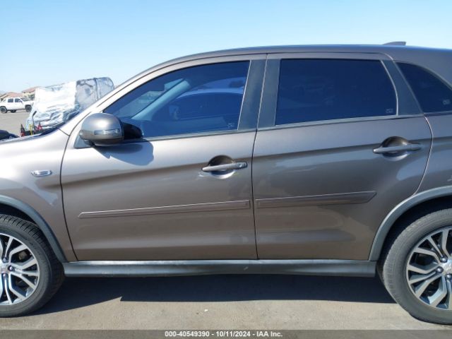 JA4AP3AW3HZ035234 Mitsubishi Outlander Sport 2.4 Se