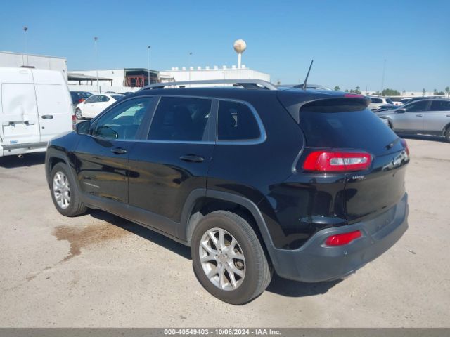 1C4PJLCB3GW195576 Jeep Cherokee Latitude