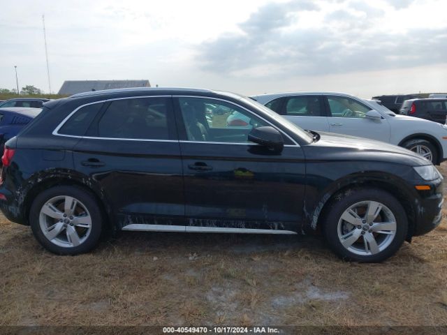 WA1CNAFY2K2072045 Audi Q5 45 Premium
