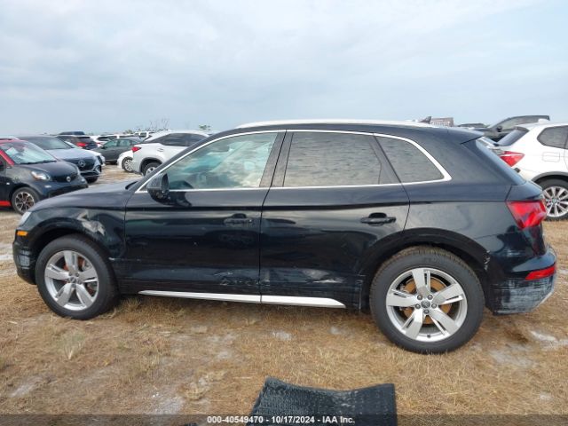 WA1CNAFY2K2072045 Audi Q5 45 Premium