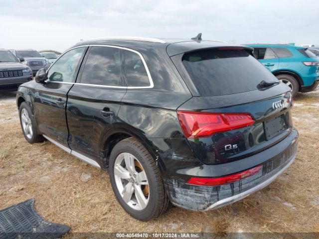 WA1CNAFY2K2072045 Audi Q5 45 Premium