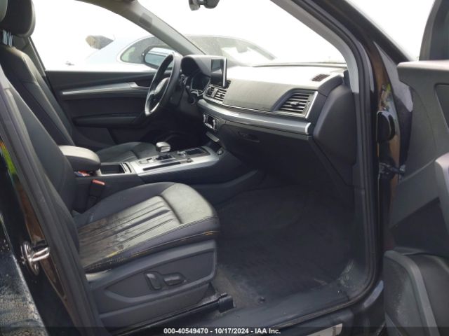 WA1CNAFY2K2072045 Audi Q5 45 Premium