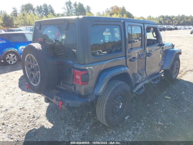 1C4HJXEG6JW209336 Jeep Wrangler Unlimited Sahara 4x4