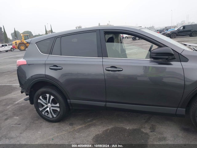 Toyota RAV4 LE 2018 JTMBFREV9JJ726063 Image 13