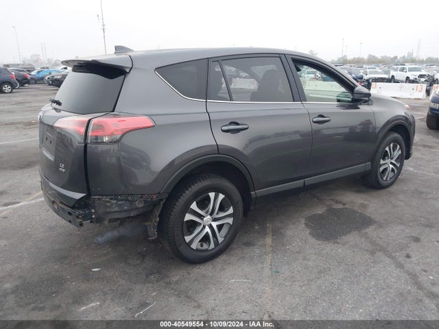 Toyota RAV4 LE 2018 JTMBFREV9JJ726063 Image 4