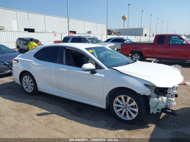 Toyota CAMRY LE 2020 4T1C11AK7LU333675 Image 14