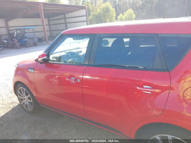 KNDJX3AAXJ7548363 KIA Soul !