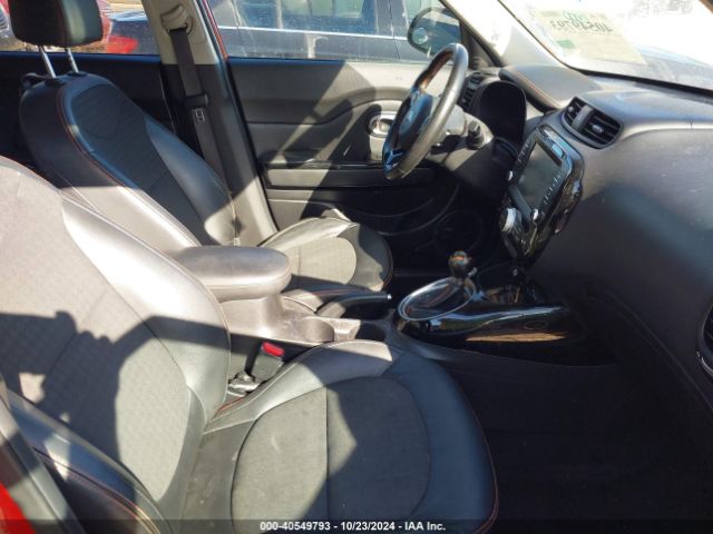 KNDJX3AAXJ7548363 KIA Soul !