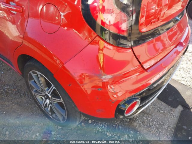 KNDJX3AAXJ7548363 KIA Soul !