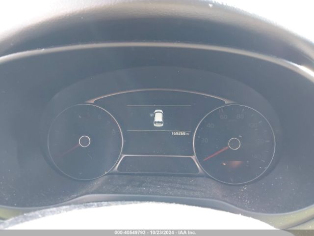 KNDJX3AAXJ7548363 KIA Soul !