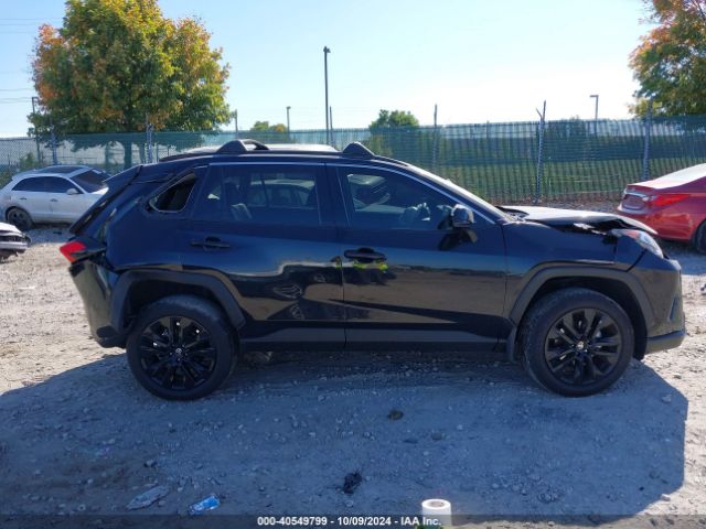 2T3A1RFV8MC187189 Toyota Rav4 Xle Premium