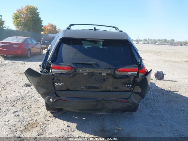 2T3A1RFV8MC187189 Toyota Rav4 Xle Premium