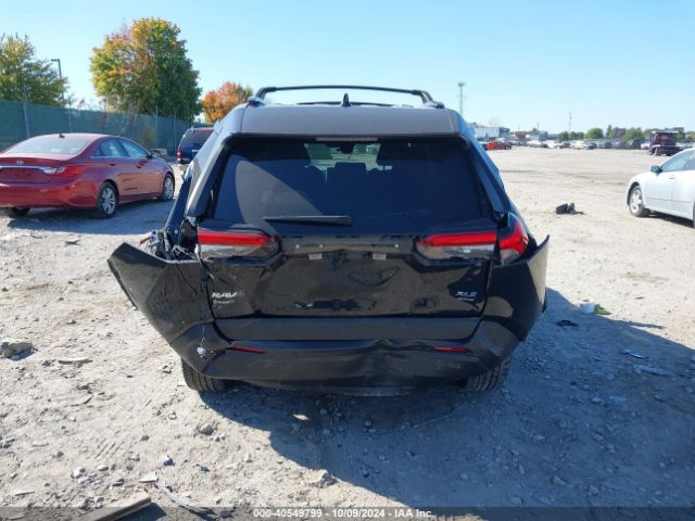 2T3A1RFV8MC187189 Toyota Rav4 Xle Premium