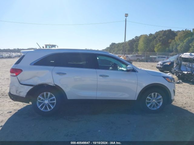 5XYPG4A55GG142201 KIA Sorento 3.3l Lx