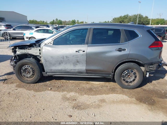 Nissan ROGUE S 2017 JN8AT2MT6HW386657 Image 15