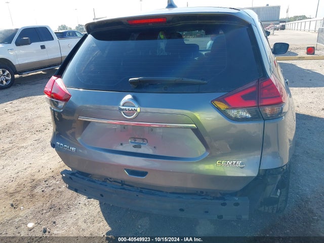 Nissan ROGUE S 2017 JN8AT2MT6HW386657 Image 17