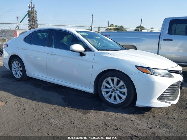 Toyota CAMRY LE 2020 4T1C11AK2LU984597 Image 13